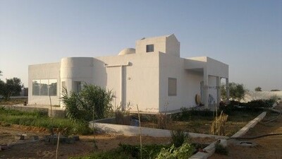 A villa style American on a 5 acre site