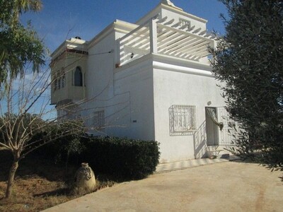 Villa style américain à borj hfaidh à 10 min de Hammamet