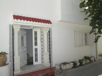 Maison style américain avec studio à Hammamet ville