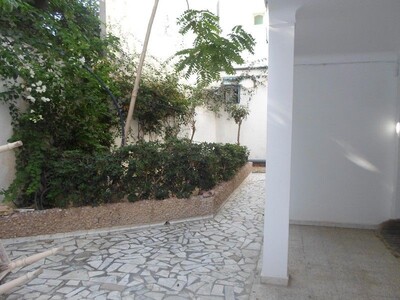 av dans une résidence studio au réez de chaussée hammamet nord