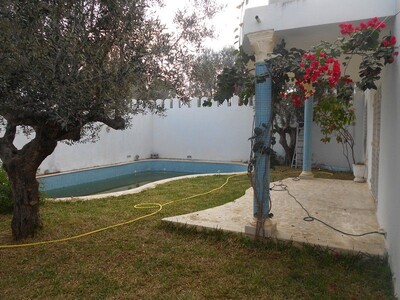 AV superbe villa avec piscine hammamet