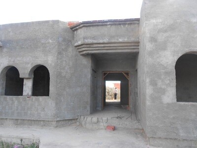 AV villa inachevée dans un quartier résidentiel Hammamet