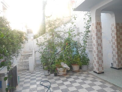 AV une maison de style traditionnel en plein centre hammamet