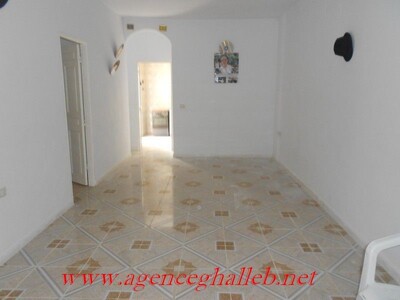 AV trés jolie maison à hammamet aux route craxi