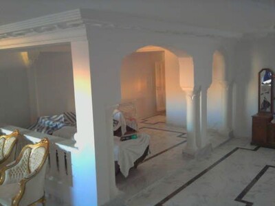 Pour investisseur A vendre une maison sur 4 tage à Hammamet