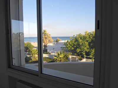 Un étage de villa AL situé au bord de la mer à Nabeul