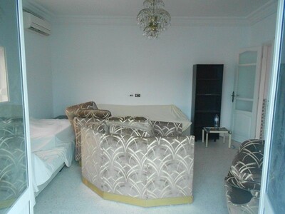 à hammamet nord local commercial bel appartement