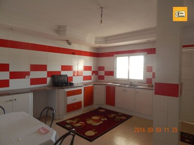 A louer étage de villa à la cité ErriadhKélibia