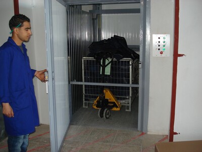 Monte Charge Hydraulique Industrielle