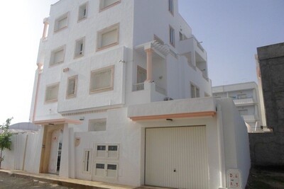 Duplex plus deux appartements à nabeul