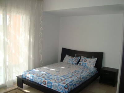 Appartement S+2 meublé d'une résidence avec piscine