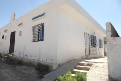 2 maisons à 130 MD pas loin au centre ville hammamet