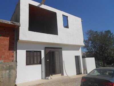 Av maison neuve dans les alentours proches de Hammamet
