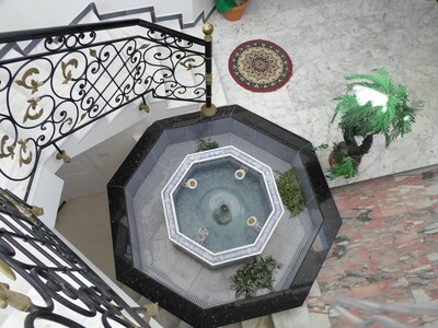 une grande et magnifique villa à Menzel Bouzelfa