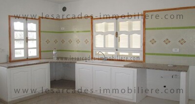 Etage de villa à 5 min de Hammamet sur la route