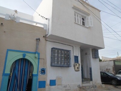 maison sur 2 niveaux en plein centre ville hammamet