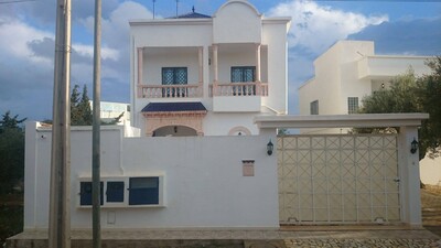 Al une Belle villa meublée RDC située à Hammamet nord