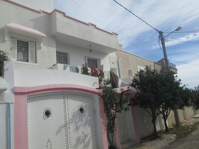 2 maison indépendant avec studio vue mer à Hammamet nord
