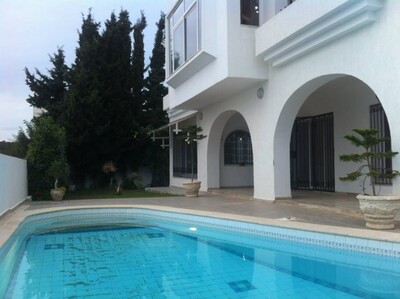 Excellente villa semi meublée avec piscine Gammarth Sup