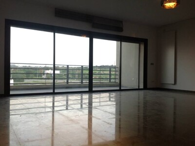 Appartement S+4 très haut standing