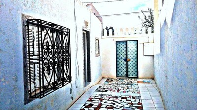 une maison arabe en plein ville Hammamet