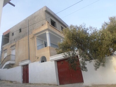 av immeuble à hammamet composée de 3 appartements