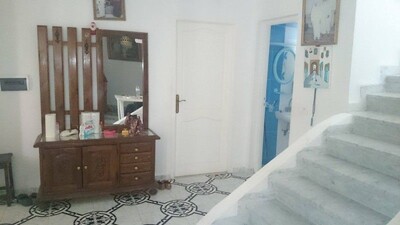 jolie duplex avec appartement inachevée à hammamet nord