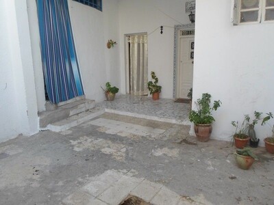 AV maison sur 2 niveaux à hamammet nord