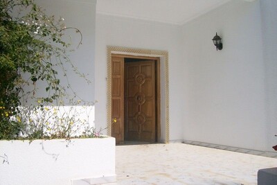 Summer rental: large luxury 2-storey villa