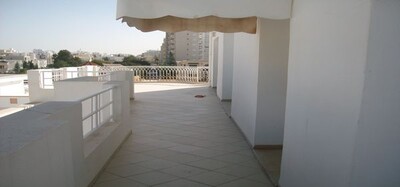 agréable appartement avec terrasse tout autour
