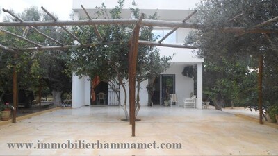 duplex av dans la compagne de hammamet sur 1500 m