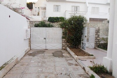 superbe villa plein pieds dans un quartier calme et résidetiel