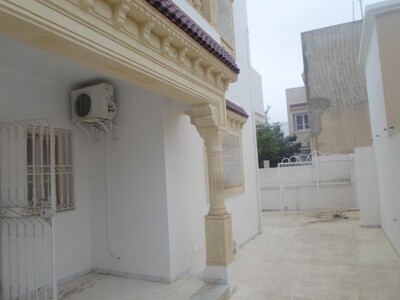 Al au centre ville de Hammamet une belle maison