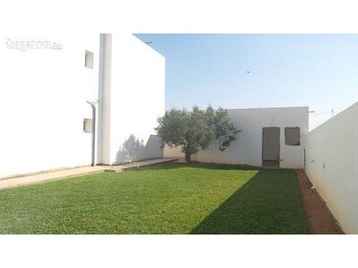 belle villa avec grand jardin 340MD
