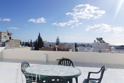 av appartement avec grand terrasse à hammamet