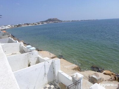 House safa foot in water elmarsa