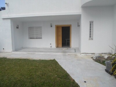 avdre superbe villa proche de la mer à Nabeul