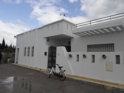 villa proche de centre ville Hammamet kt