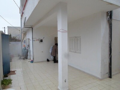 kg maison sur 2 niveaux avdre