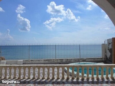 Villa pied dans l'eau elmarsa