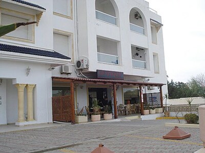 restaurant a la carte with alcohol