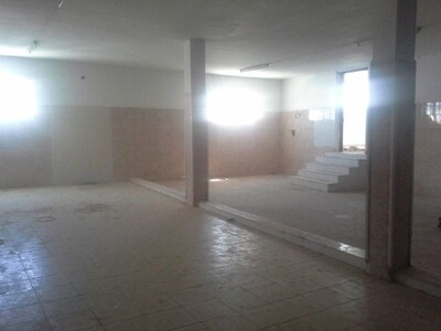 depot industriélle de 200 métre à charguia