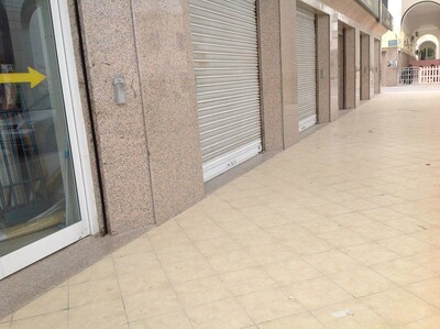 espace commercial lac