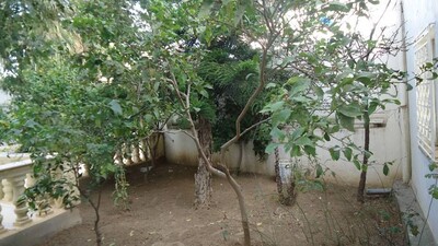 rez de chaussé prés clinique esselem