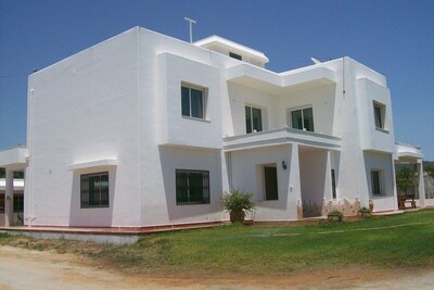 Sale luxury villa in Hammamet