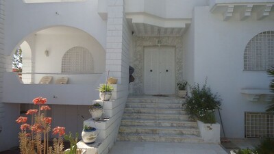 villa de 300 m à kantaoui