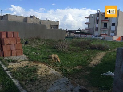 A vendre adorable terrain à La Cité Riadh Kélibia