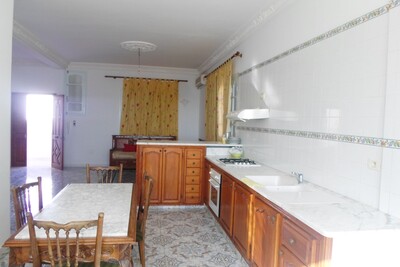 A vendre un appartement très spacieux avec vue de mer a hammamet