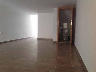 un espace commercial neuf