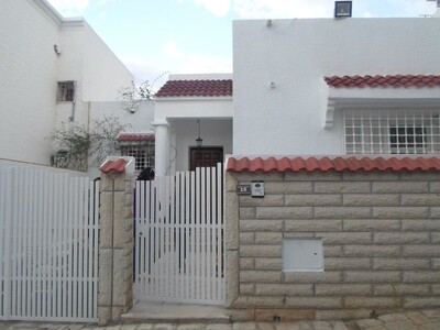 AV une jolie maison dans un quartier calme pas loin de hammamet